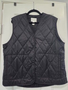 Size M H&M Black Quilted Vest
